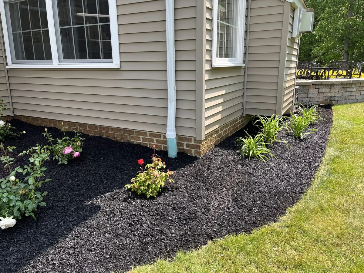 Fresh mulch bed install at residential home